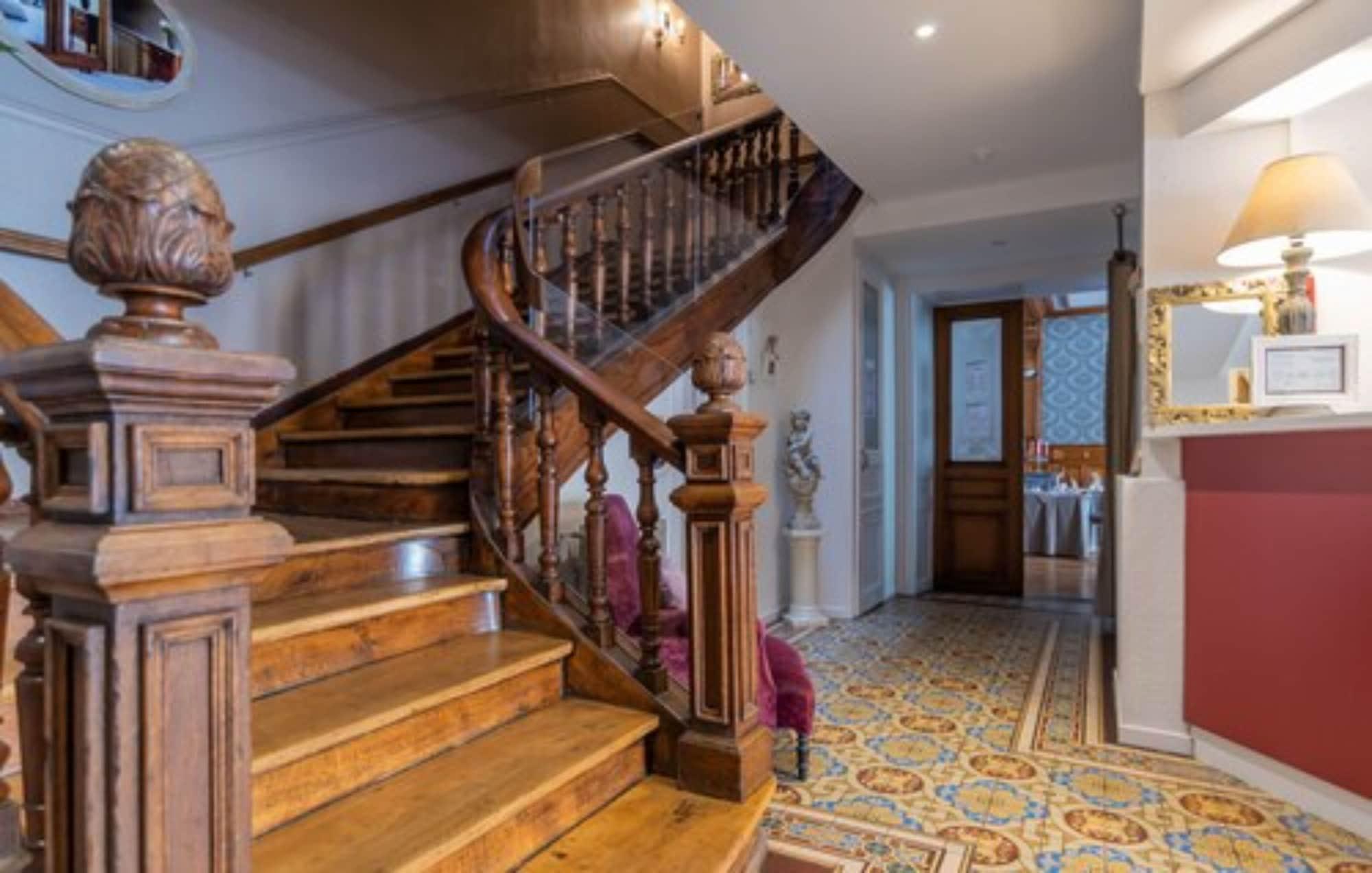 The Originals Boutique, Hotel De La Balance, Montbeliard Luaran gambar