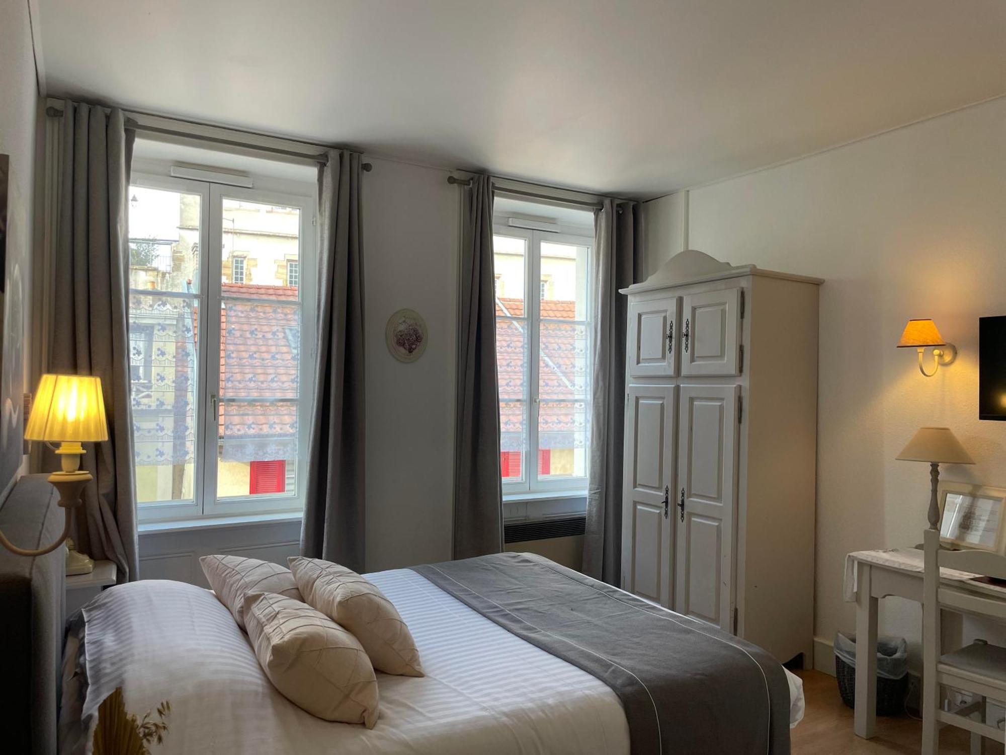 The Originals Boutique, Hotel De La Balance, Montbeliard Luaran gambar