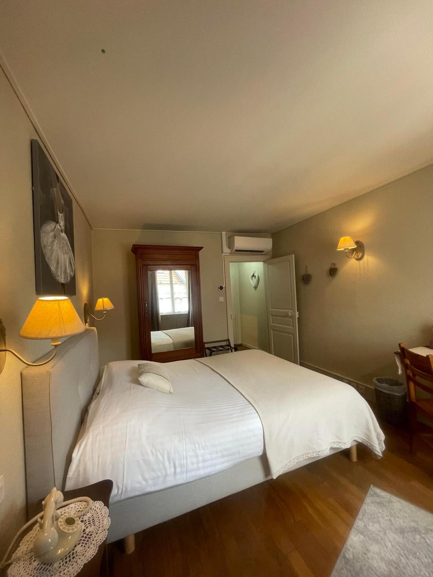 The Originals Boutique, Hotel De La Balance, Montbeliard Luaran gambar