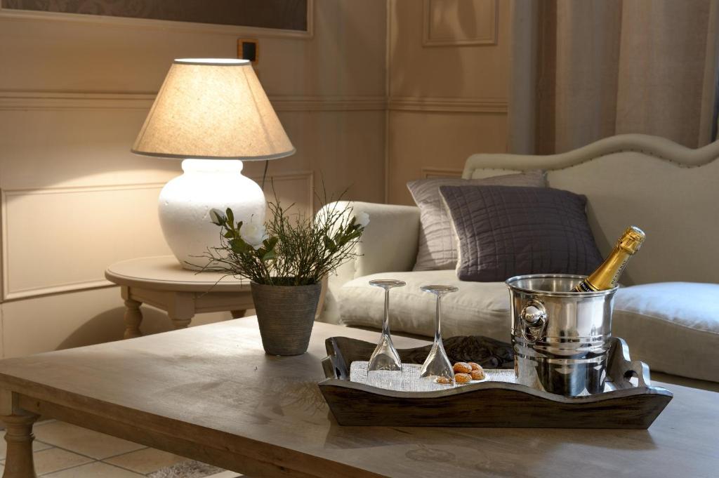 The Originals Boutique, Hotel De La Balance, Montbeliard Luaran gambar